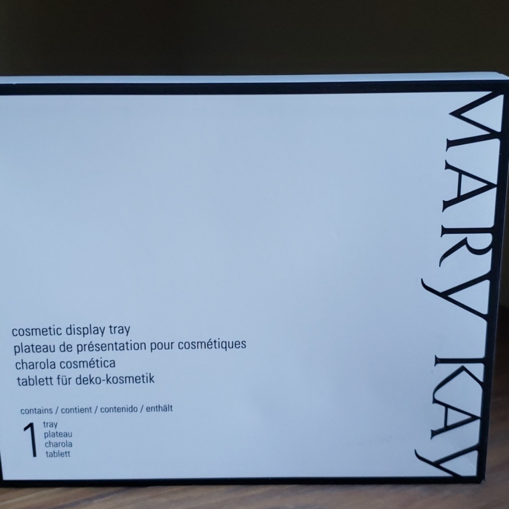 Cosmetic Display Tray